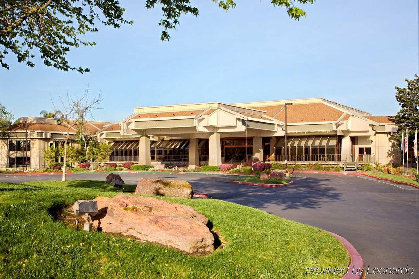 Doubletree By Hilton Sacramento Hotel Eksteriør billede